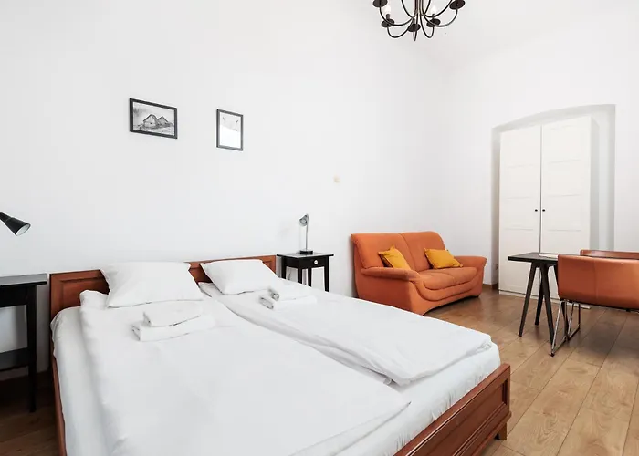 Charming Near The Main Market Square - By Upstairs * Cracovie