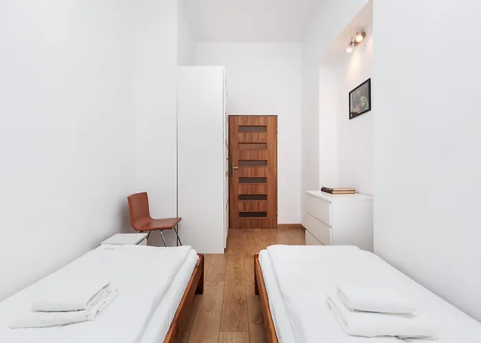 Charming Near The Main Market Square - By Upstairs *